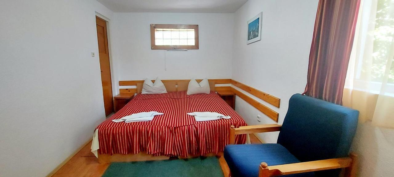 Casa Cristina_ Cabana Buşteni 外观 照片